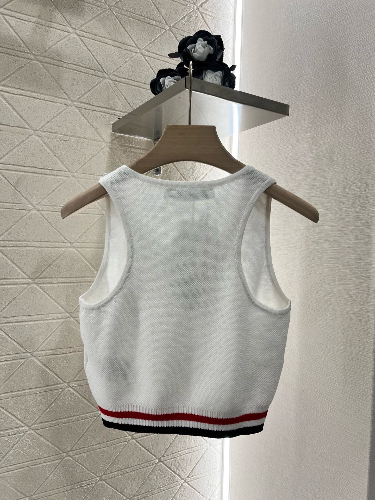 New Arrival Contrast Stripe Knitted Vest