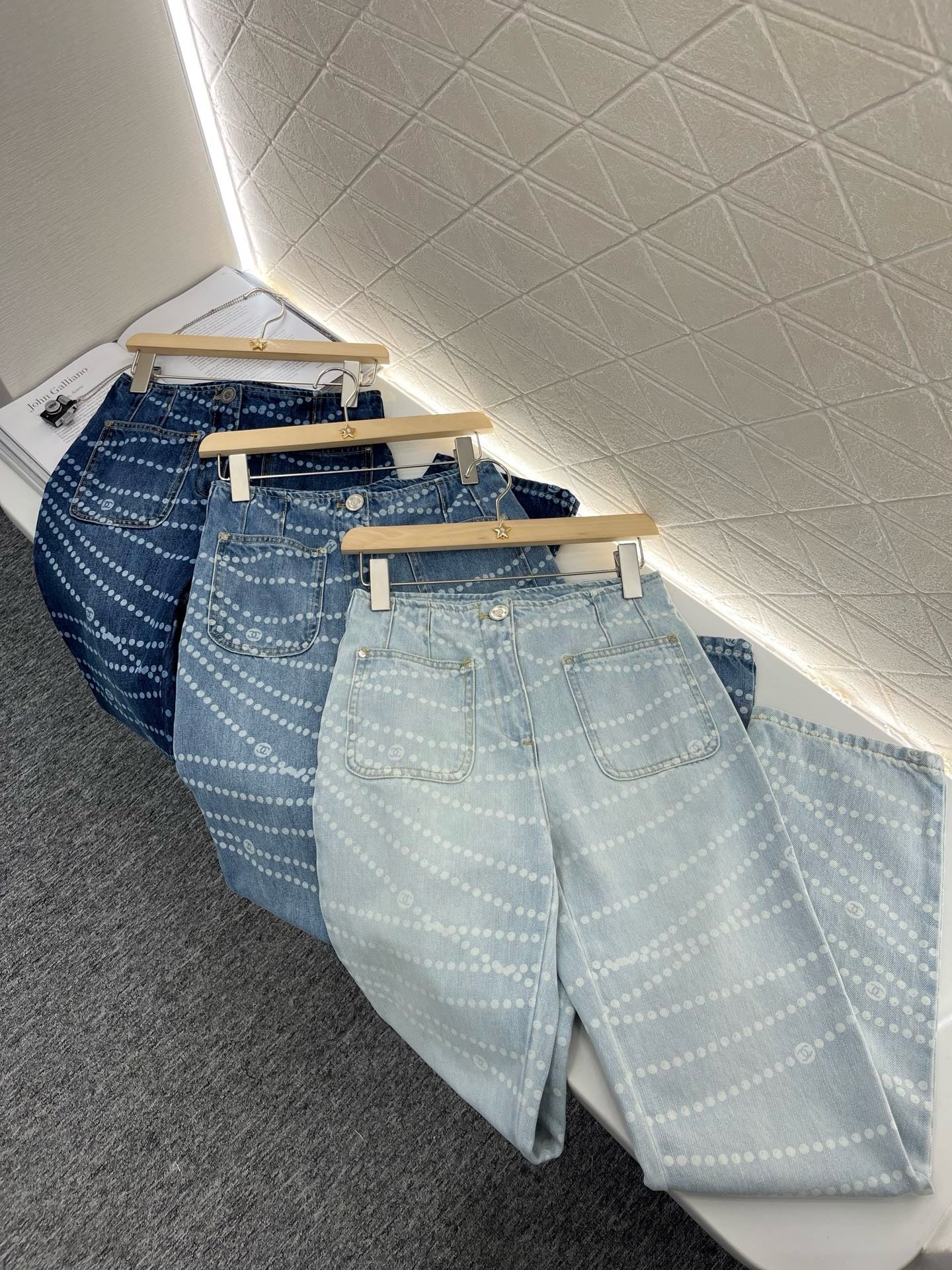 2025SS New Product Laser Pearl Chain Pocket Jeans