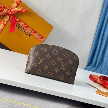 cosmetic bag