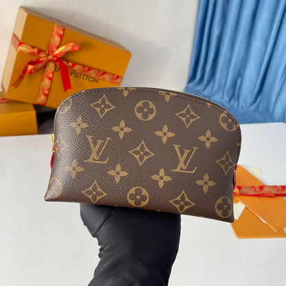 cosmetic bag