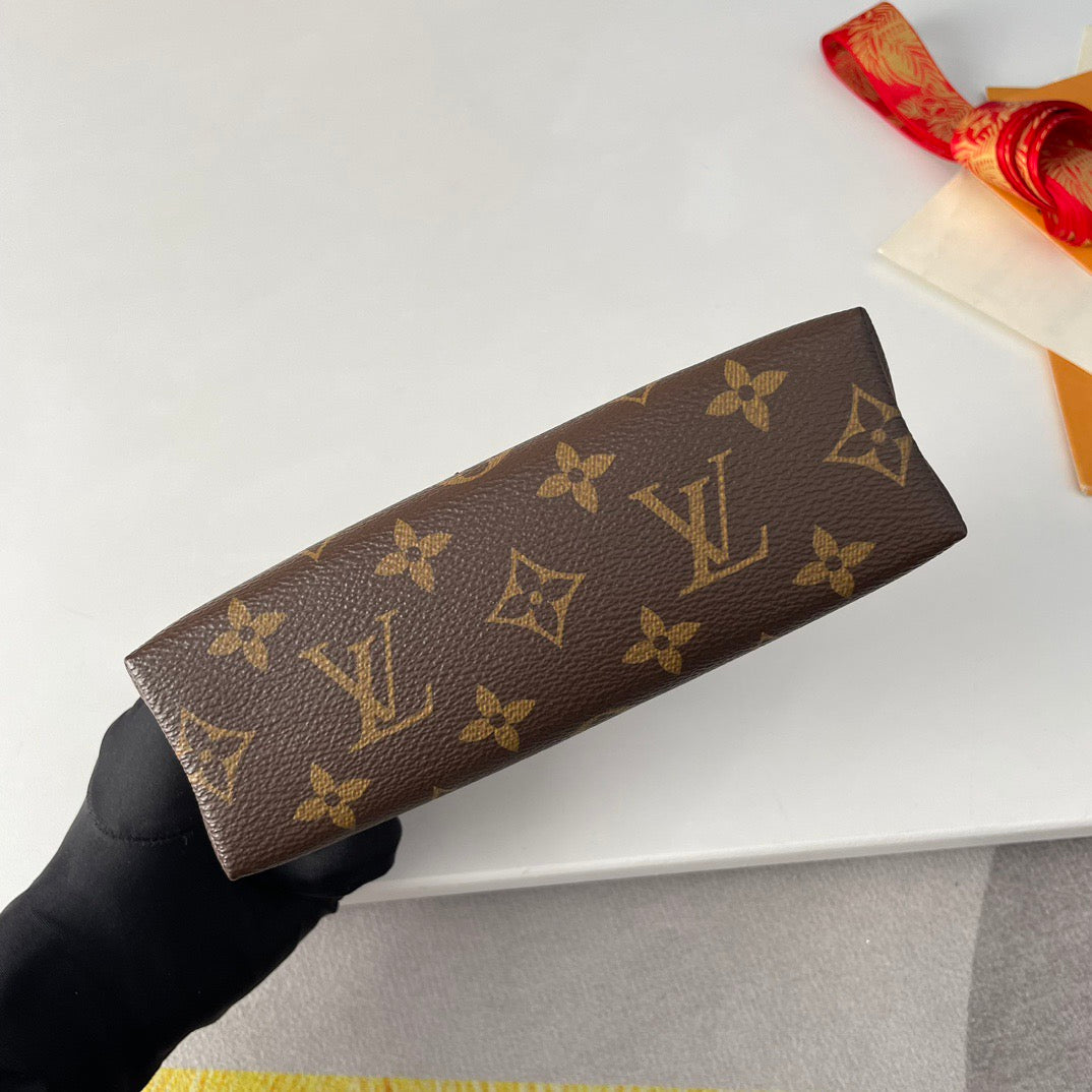 cosmetic bag