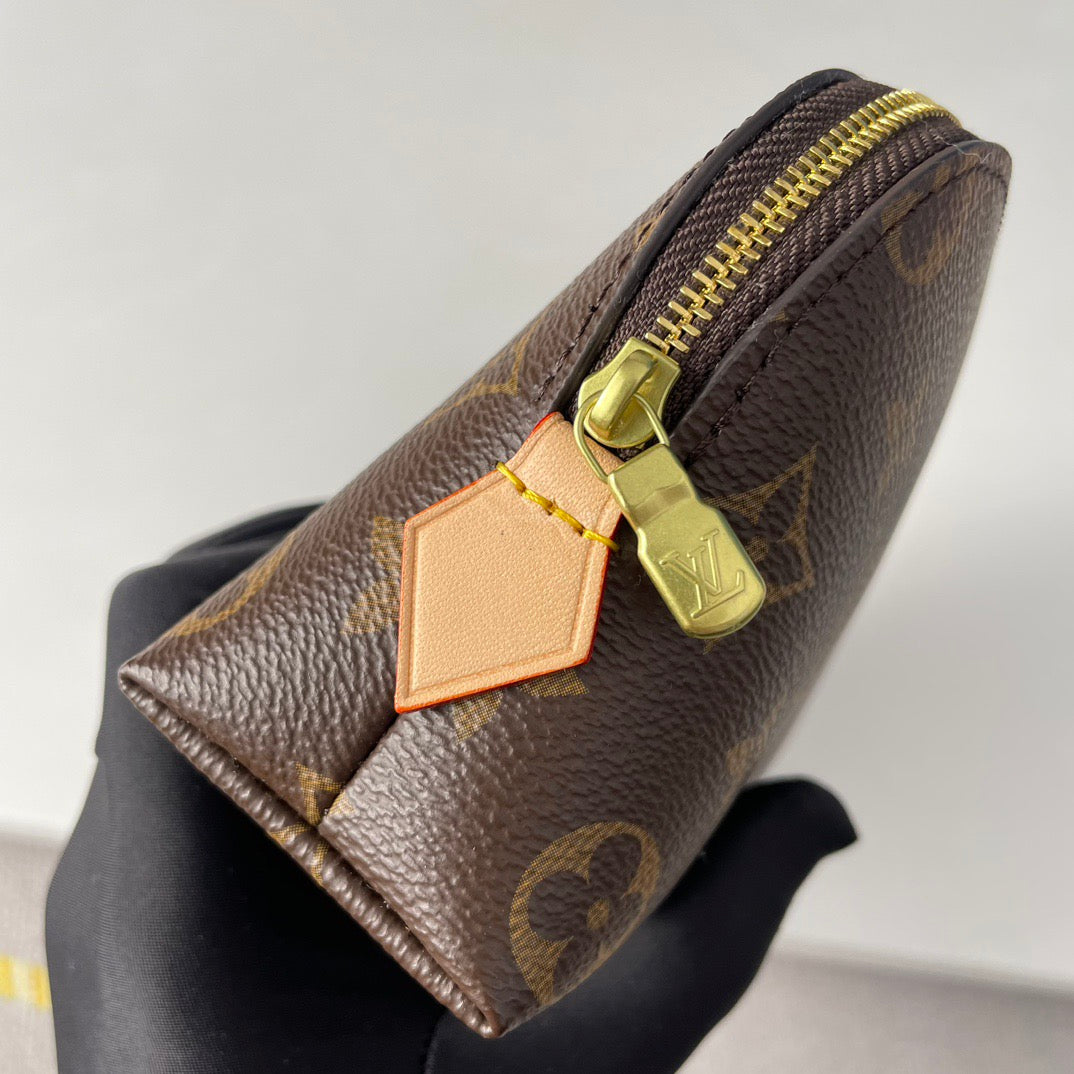 cosmetic bag