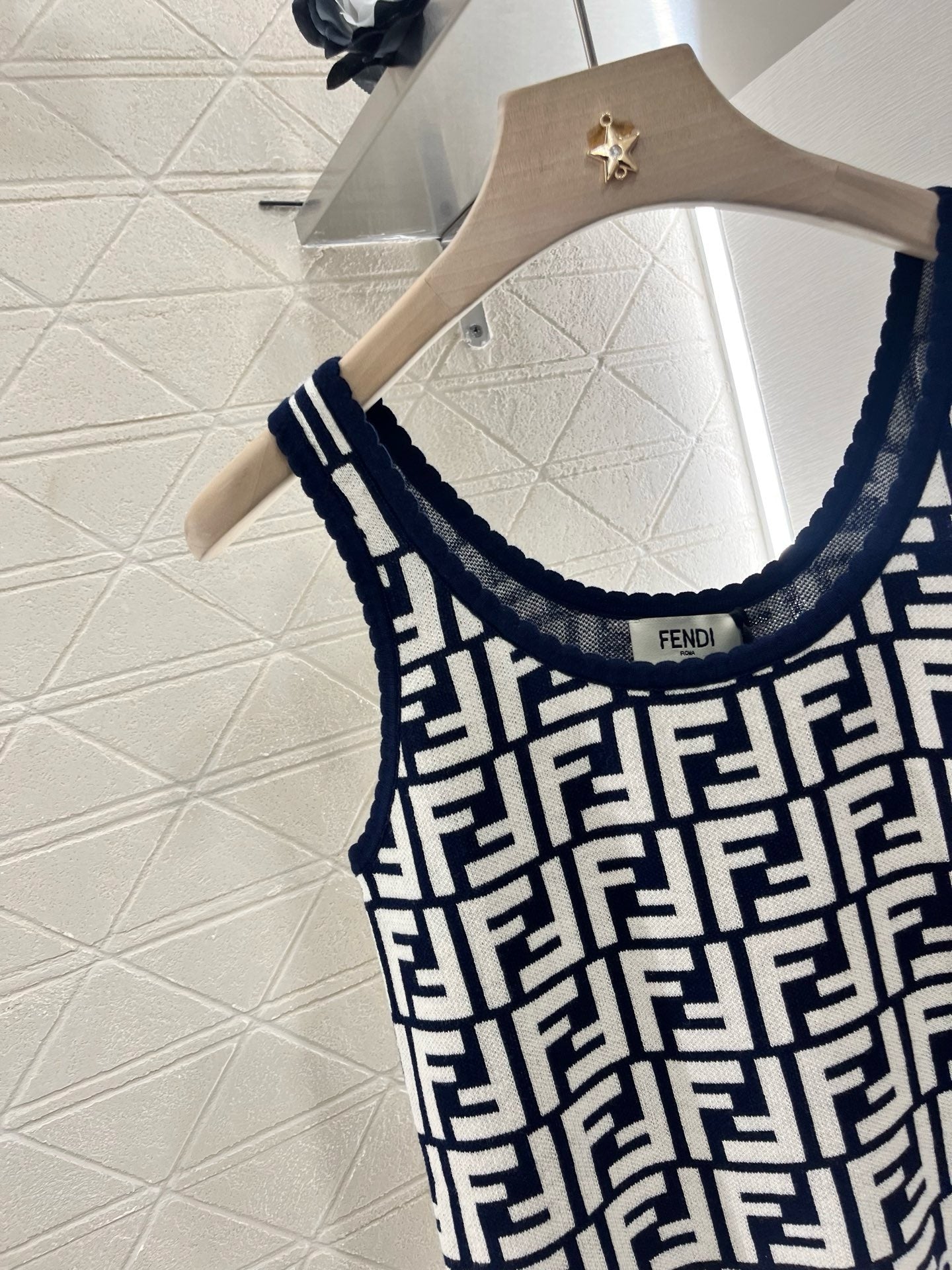 New Jacquard Knit Vest