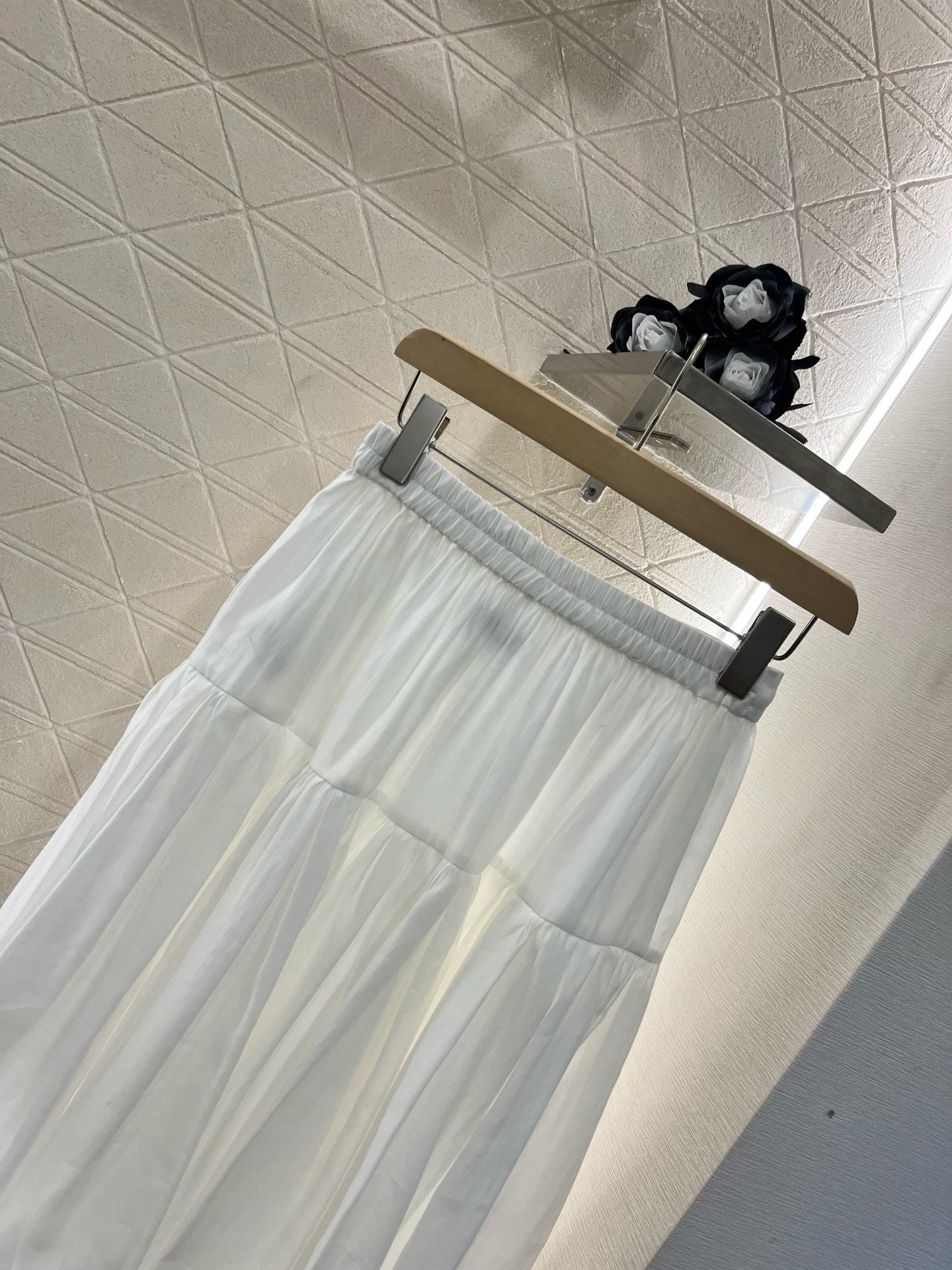New Arrival Drawstring White Skirt