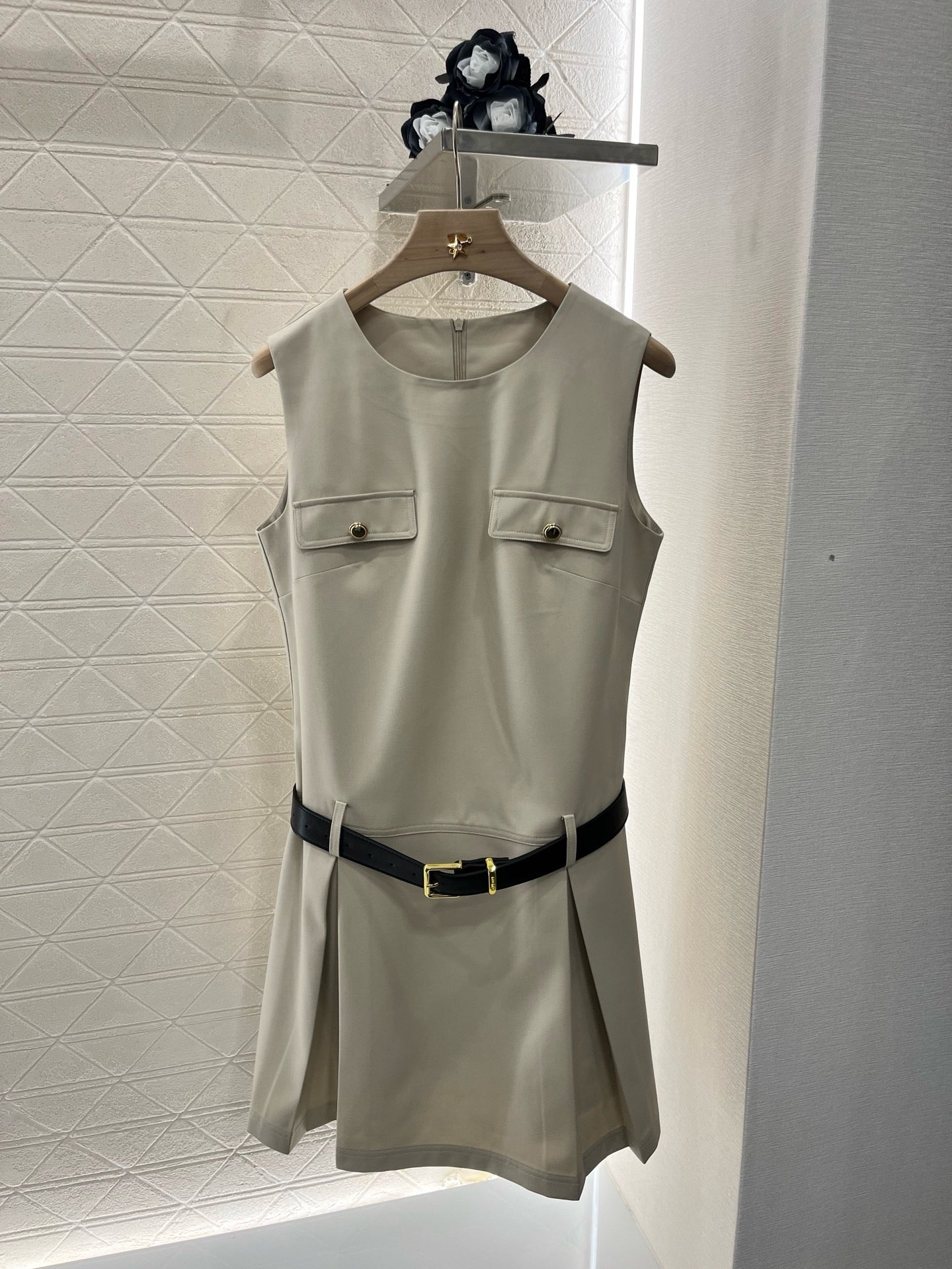 MI*MI*New Pocket Vest Dress