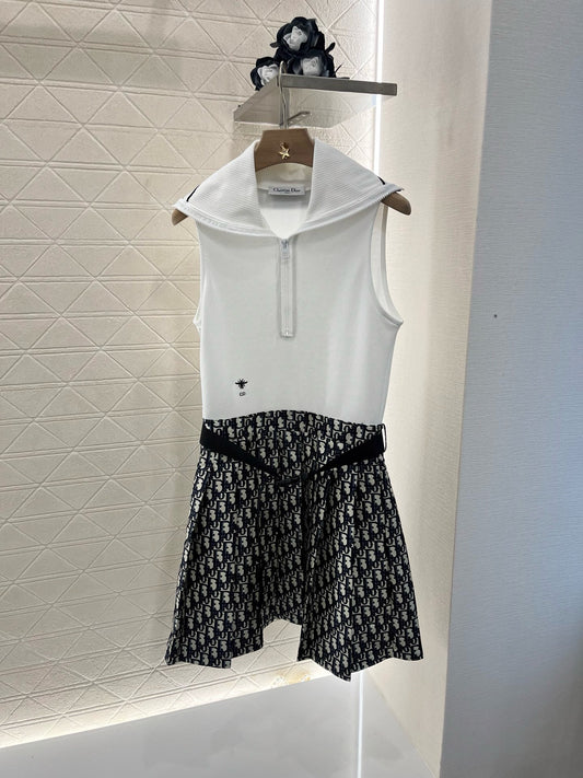 D*New Sleeveless Low-key Fashion Dress