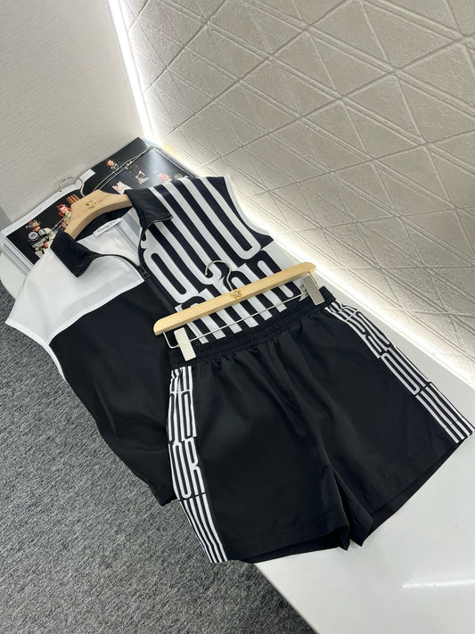 2025 New Letter Short Zipper Suit