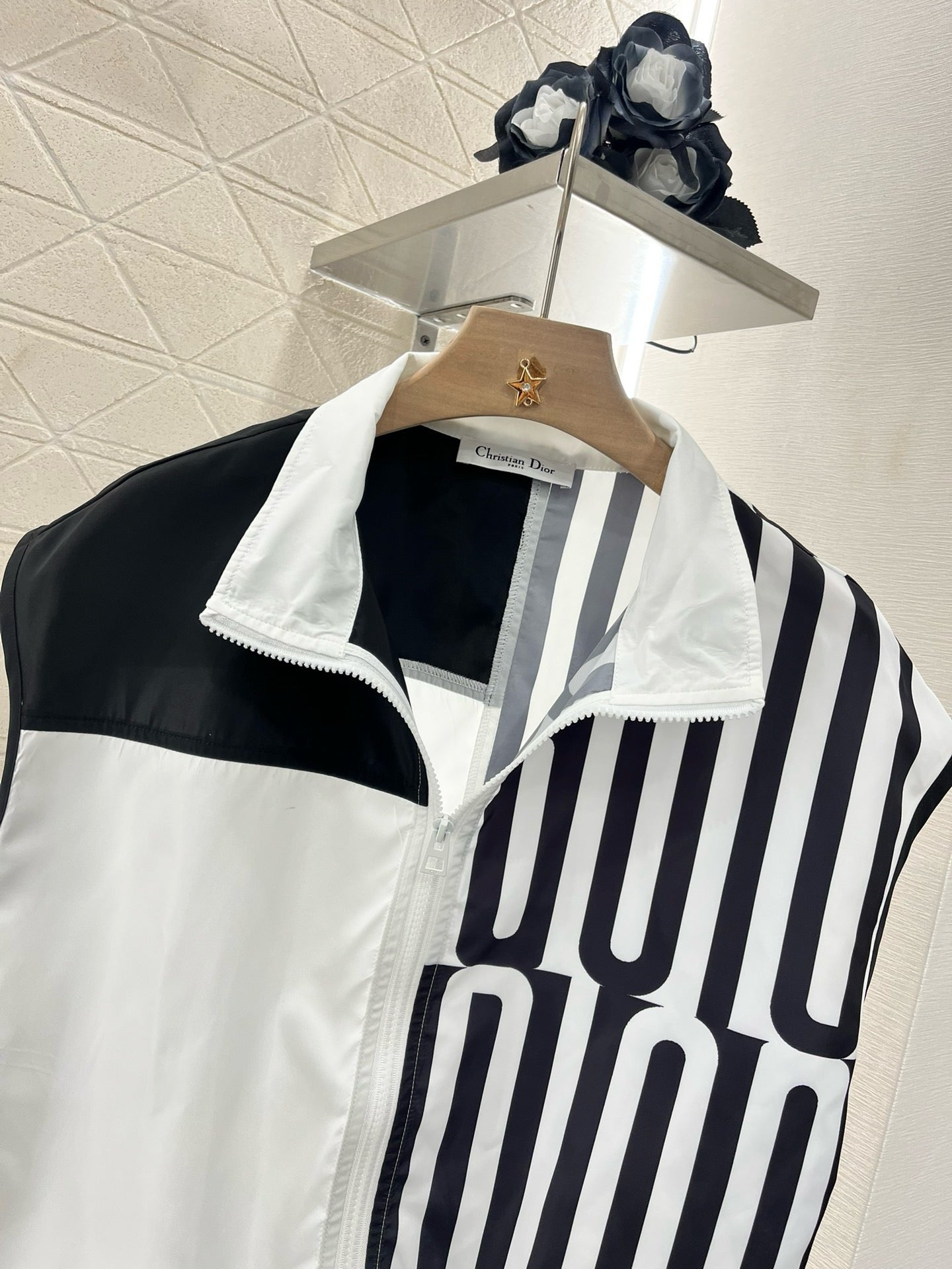 2025 New Letter Short Zipper Suit