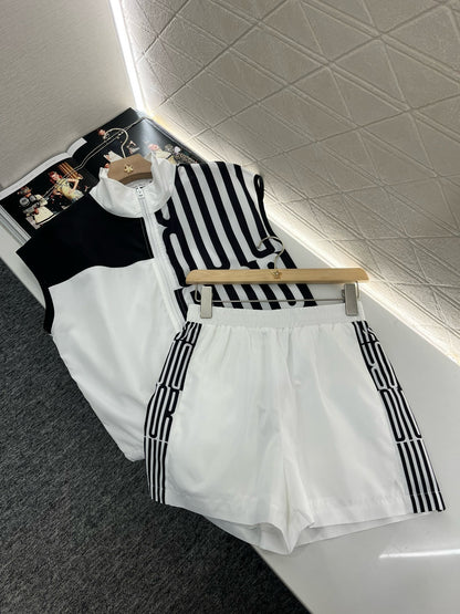2025 New Letter Short Zipper Suit