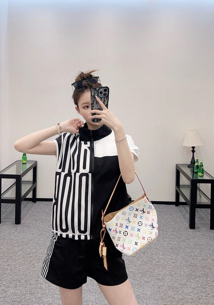 2025 New Letter Short Zipper Suit