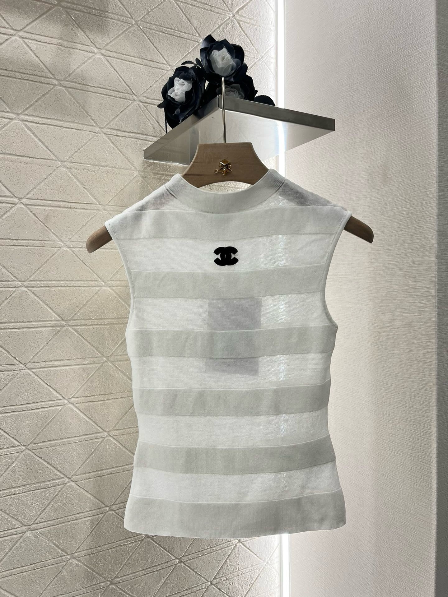 C* New Stand Collar Splicing Knitted Vest