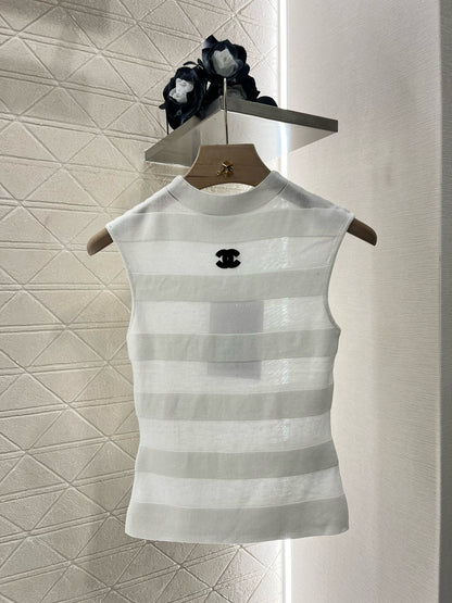 C* New Stand Collar Splicing Knitted Vest