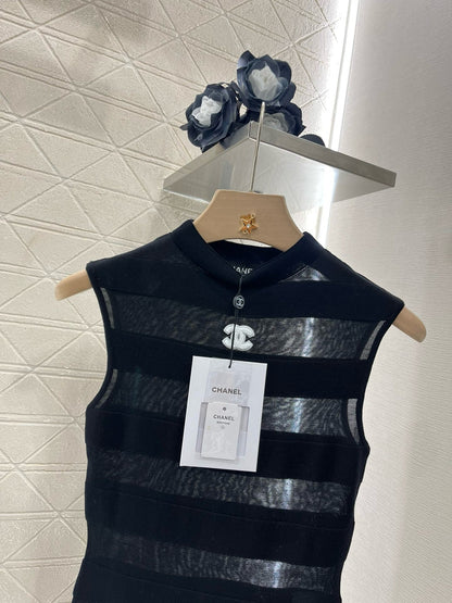 C* New Stand Collar Splicing Knitted Vest
