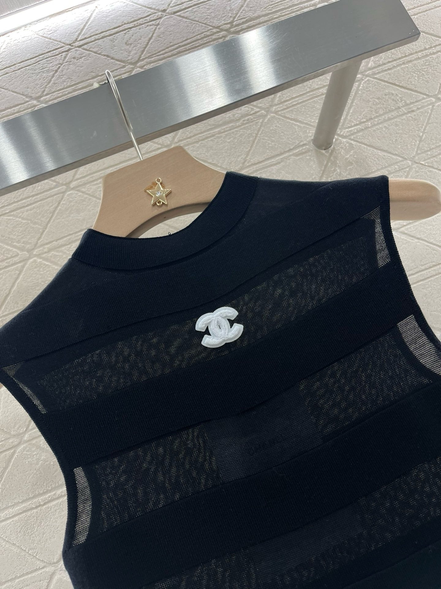 C* New Stand Collar Splicing Knitted Vest