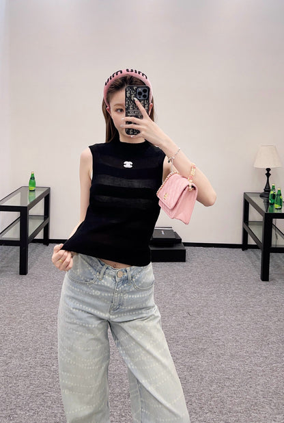 C* New Stand Collar Splicing Knitted Vest