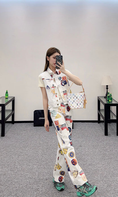 L*New Arrivals White Jeans with Lettering Print