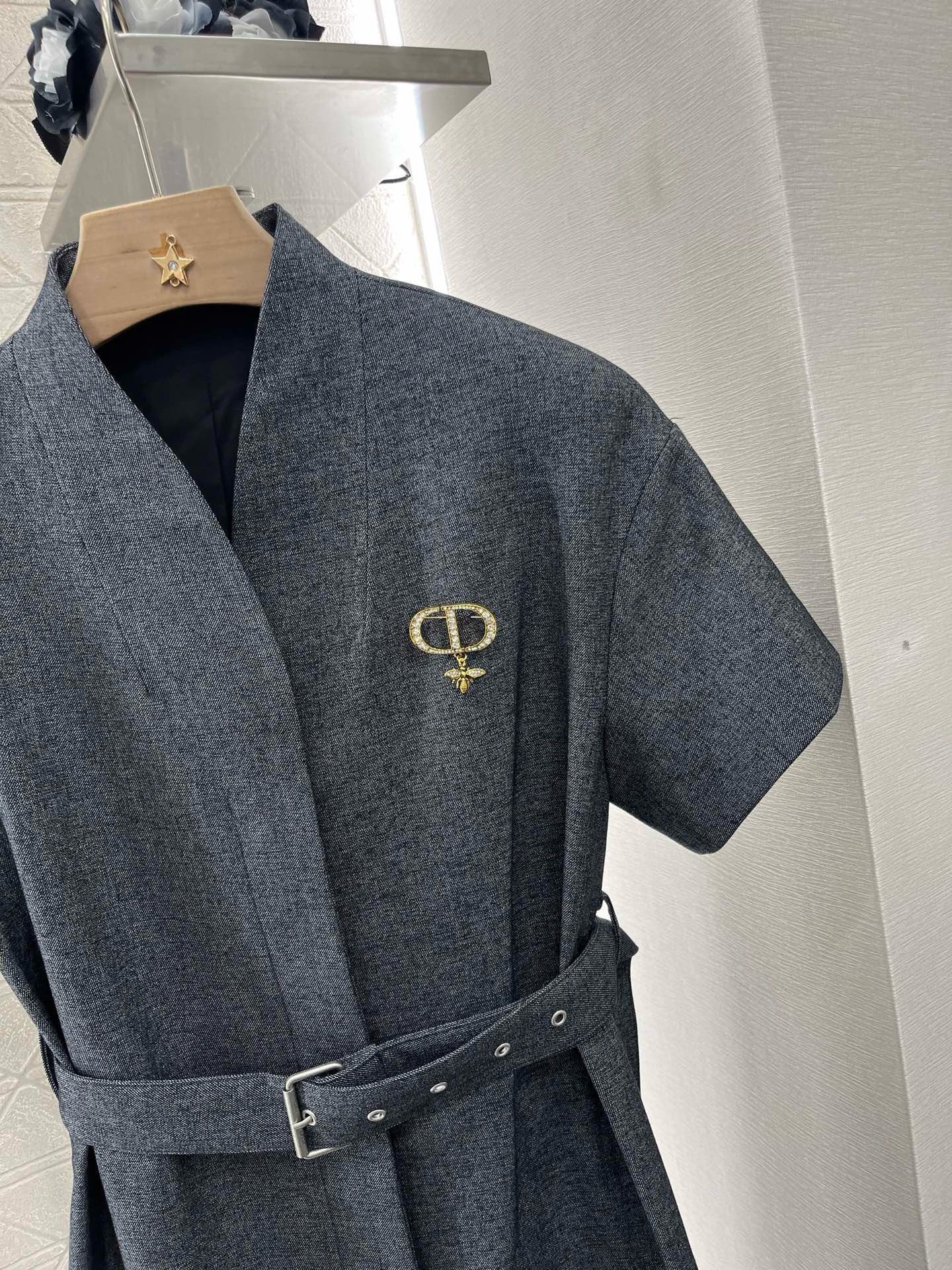 D* New arrival belted lapel dress