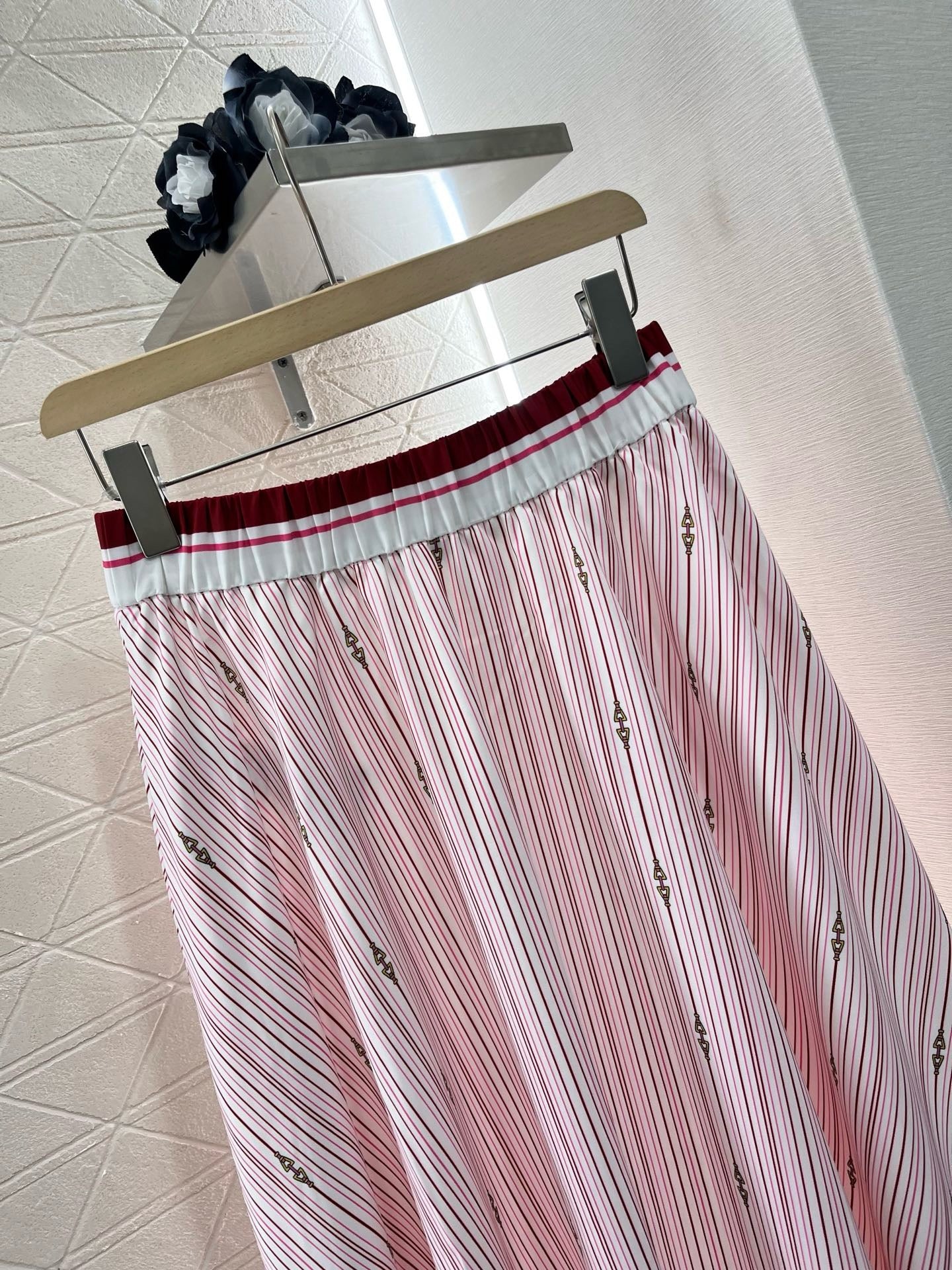 New Arrivals Printed Striped High Waist Skirt