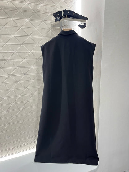 D*New Lapel Sleeveless Black Dress