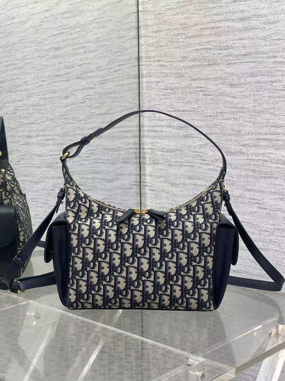 New 💯 ladies' bags