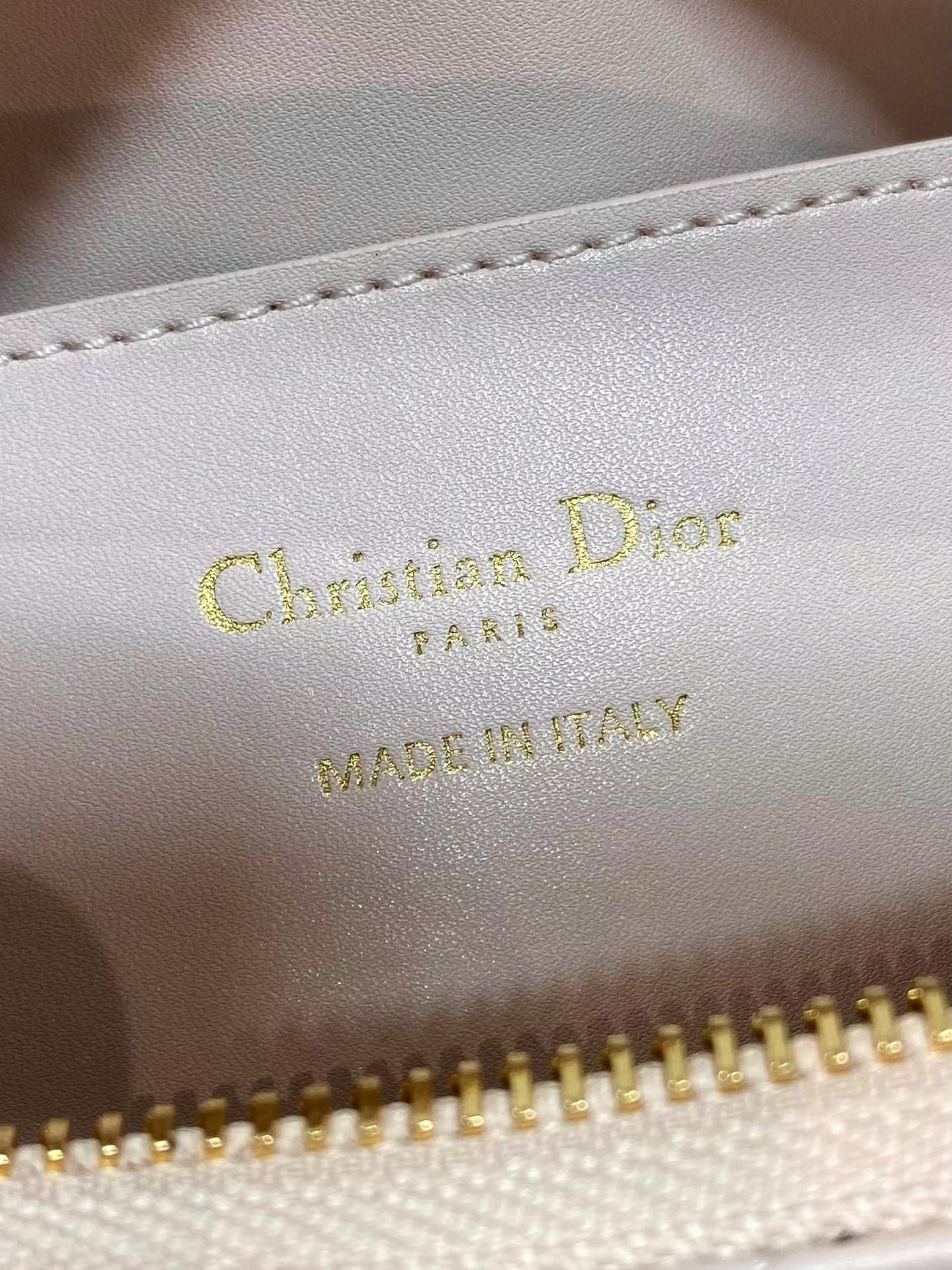 New 💯 ladies' bags