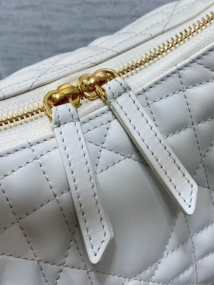 New 💯 ladies' bags