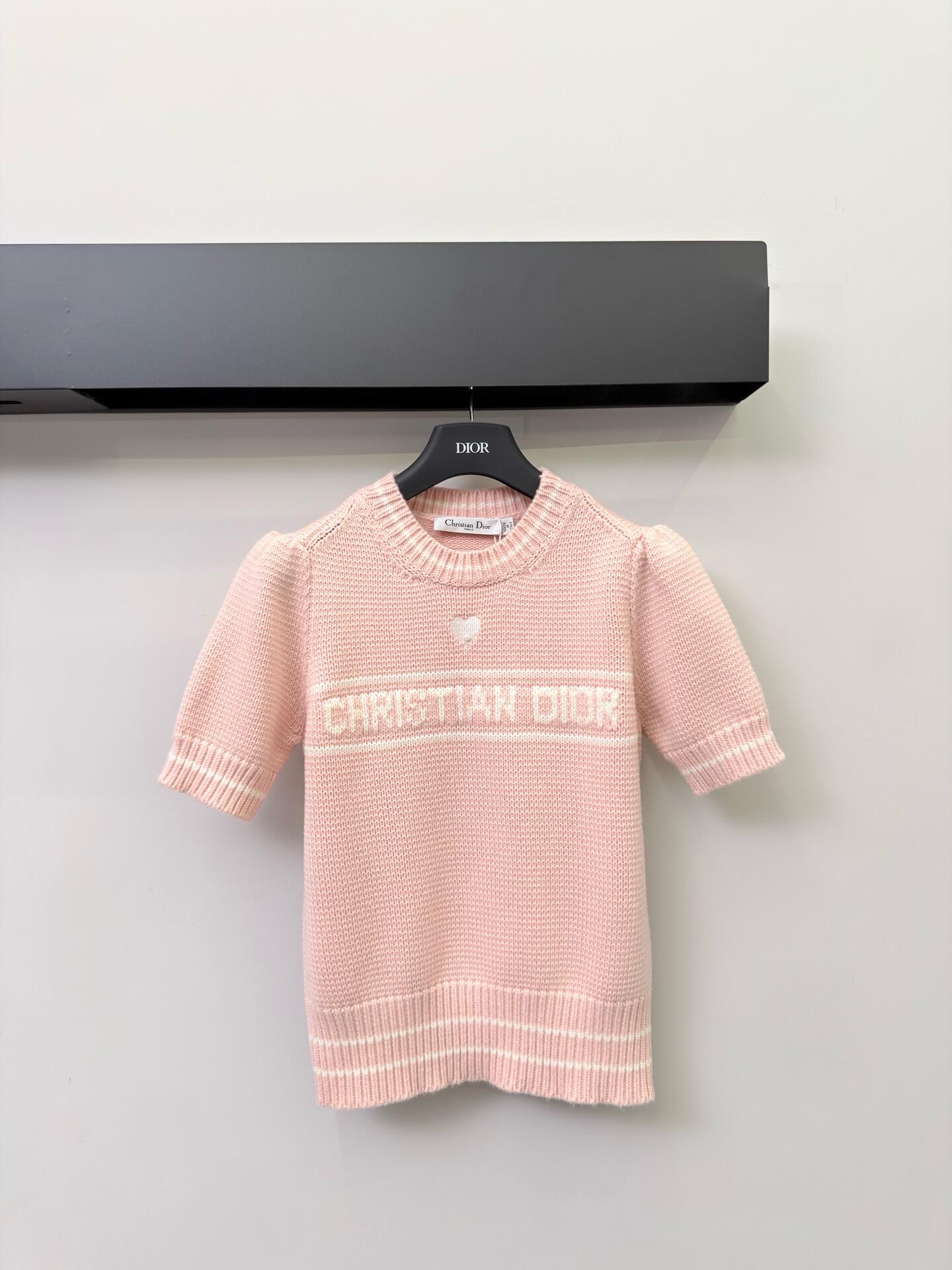 CD NEW love sign cashmere sweater