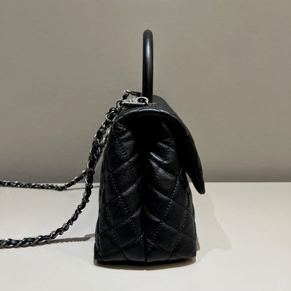 CH LARGE FLAP BAG WITH TOP HANDLE 29  Small Grained Calfskin Black
