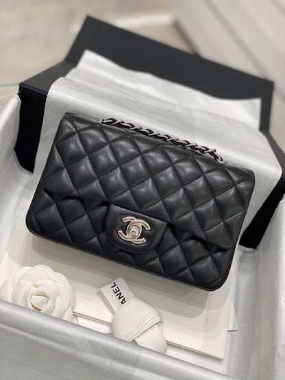 CH MINI CLASSIC HANDBAG 20 Lambskin Black