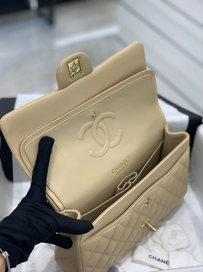 CH CLASSIC 11.12 HANDBAG