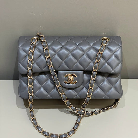 CH  SMALL CLASSIC HANDBAG 23 Lambskin High-grade Gray