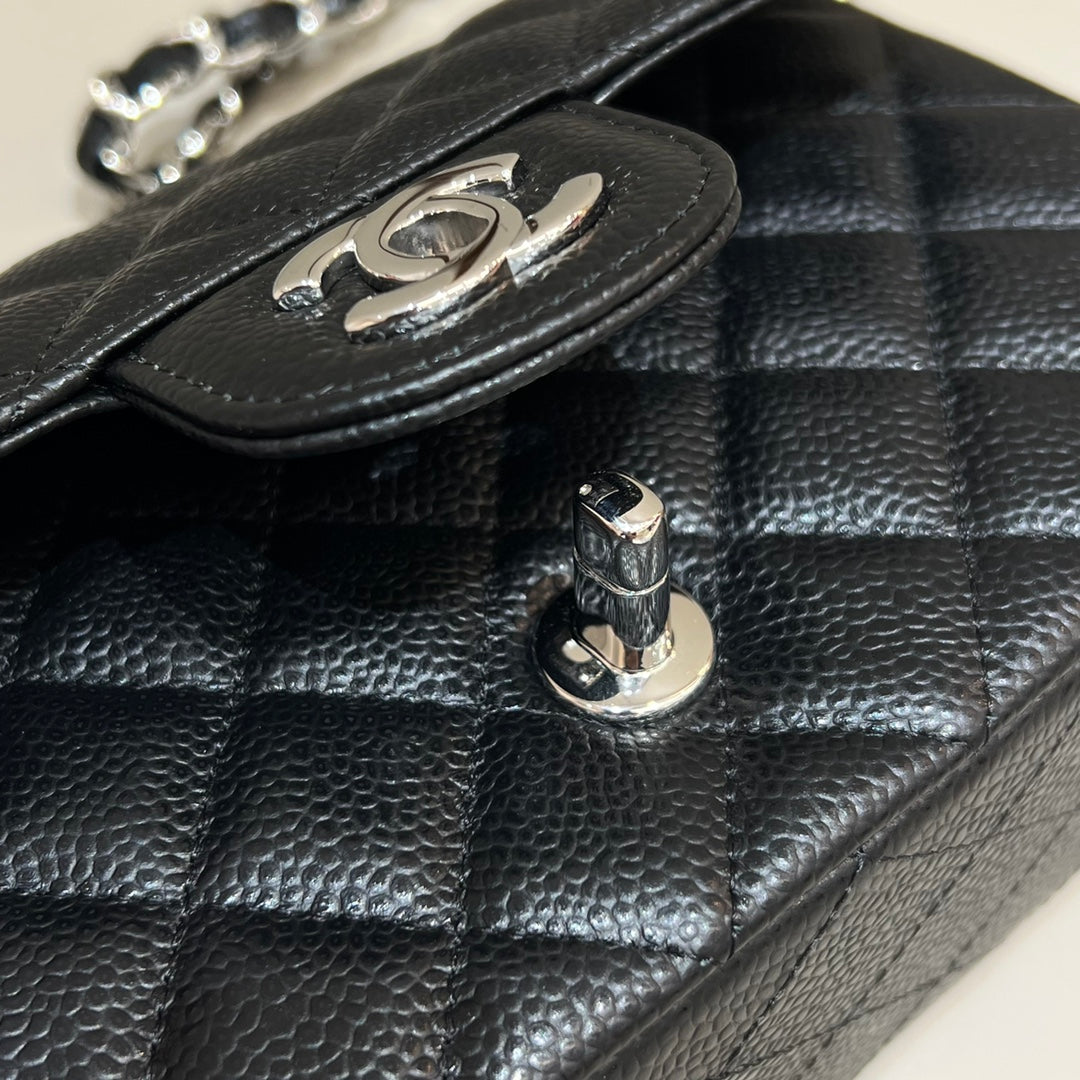 CH MINI CLASSIC HANDBAG 20 Grained Calfskin Black(With Edges)