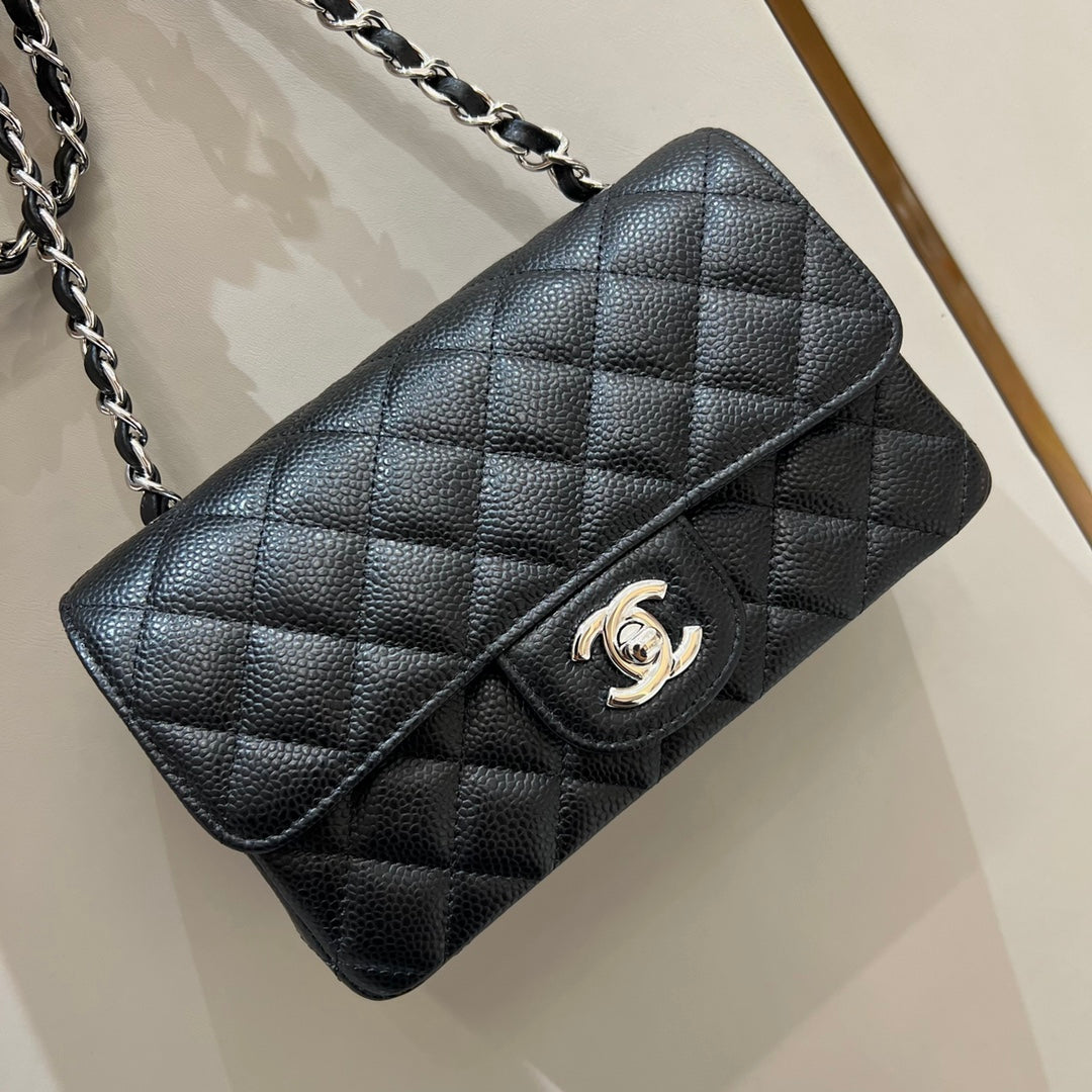 CH MINI CLASSIC HANDBAG 20 Grained Calfskin Black(With Edges)