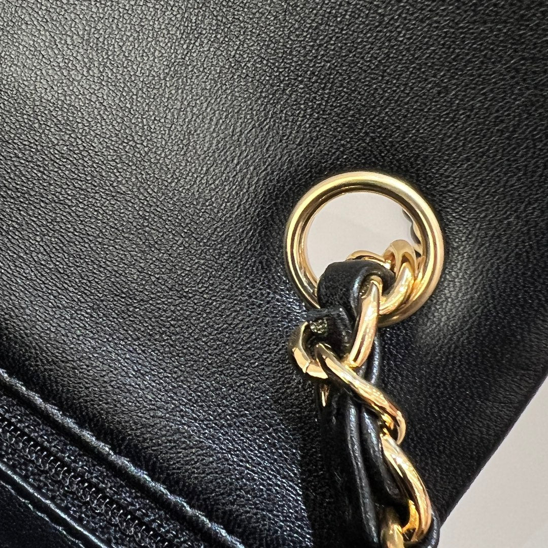 CH MINI CLASSIC HANDBAG 20 Lambskin Black