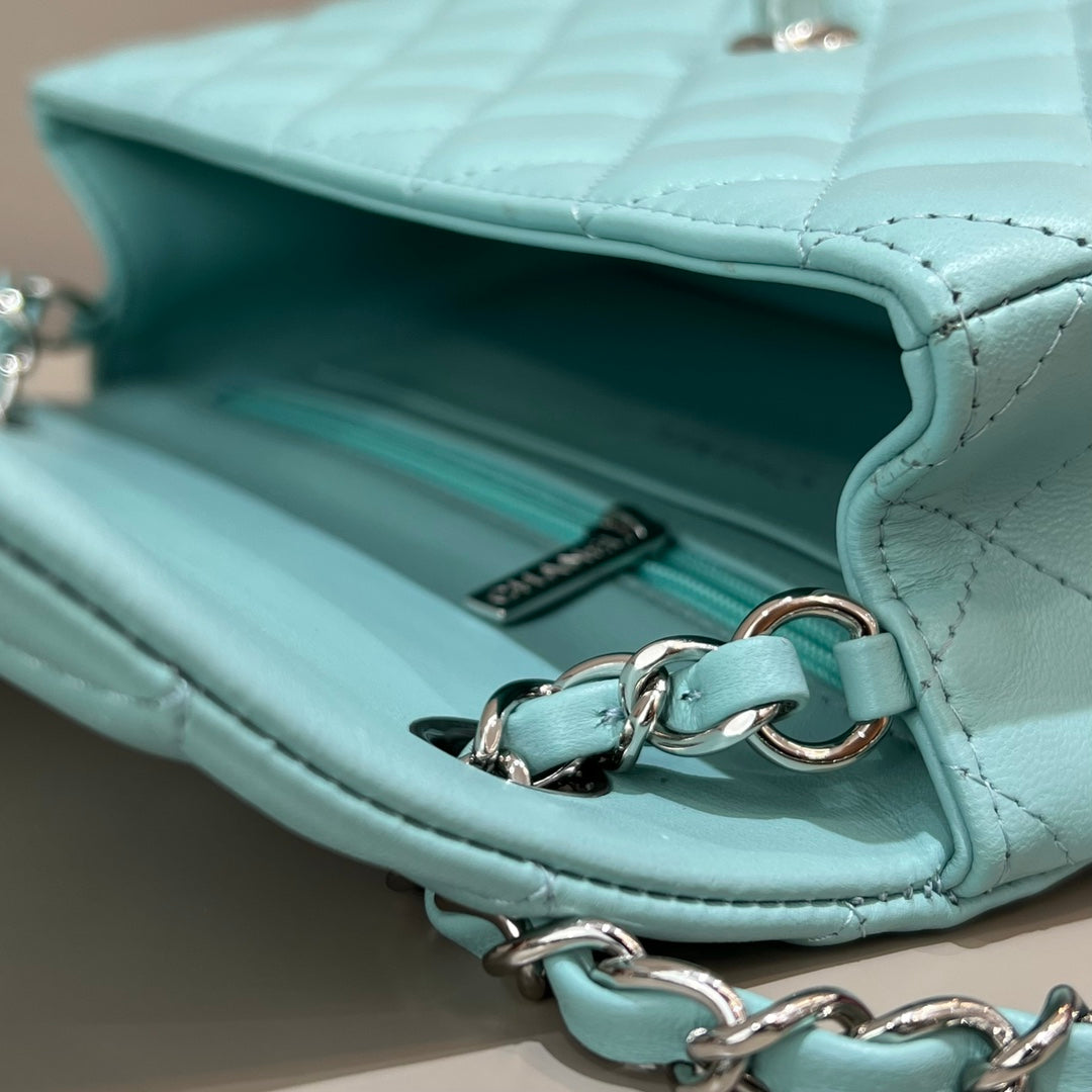 CH  MINI CLASSIC HANDBAG 20 Lambskin Tiffany Blue