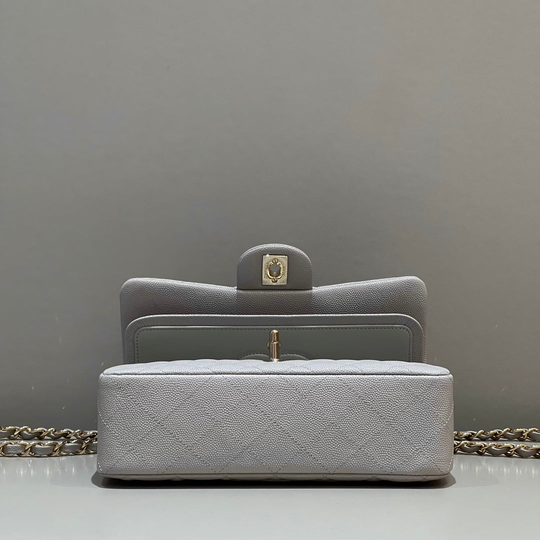 CH  SMALL CLASSIC HANDBAG 23 Small Grained Calfskin Elephant Gray