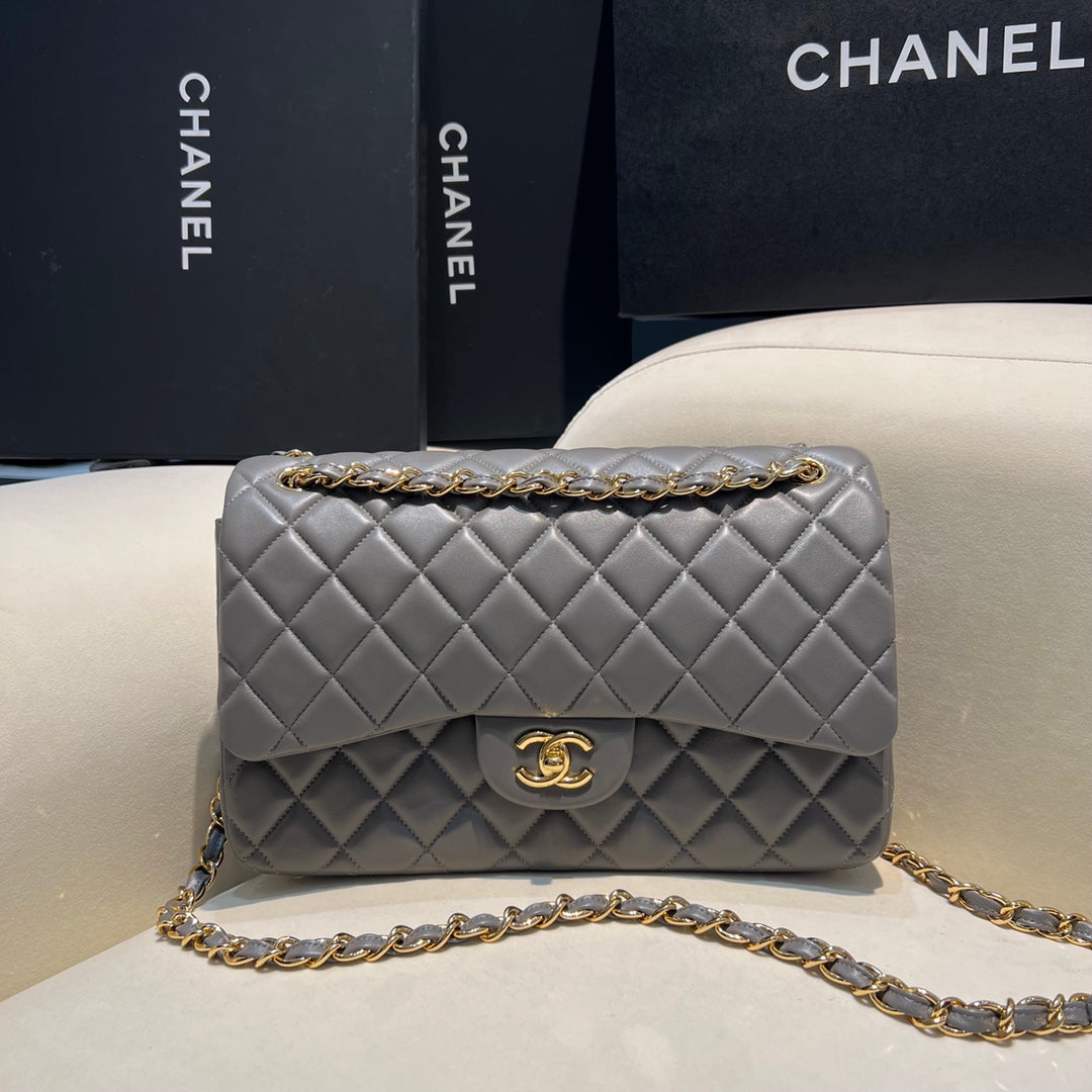 CH LARGE CLASSIC HANDBAG 30 Lambskin High-grade Gray