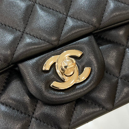 CH MINI CLASSIC HANDBAG 20 Lambskin Black