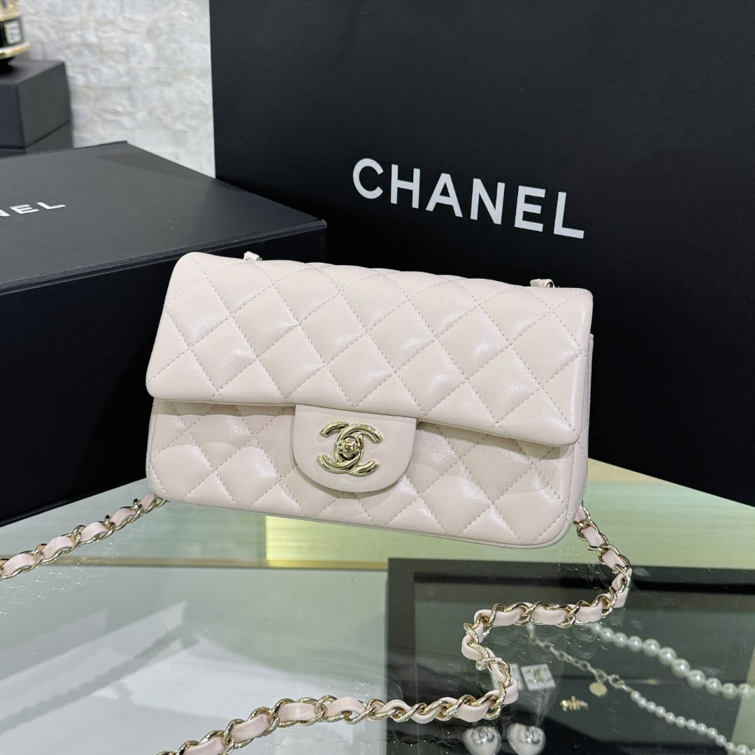 CH MINI CLASSIC HANDBAG 20 Lambskin Pink White