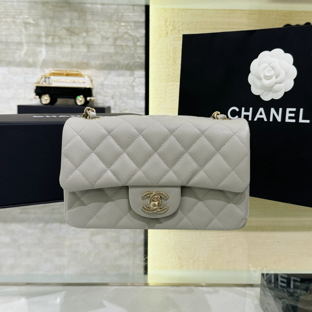 CH  MINI CLASSIC HANDBAG 20 Small Grained Calfskin Light Grey