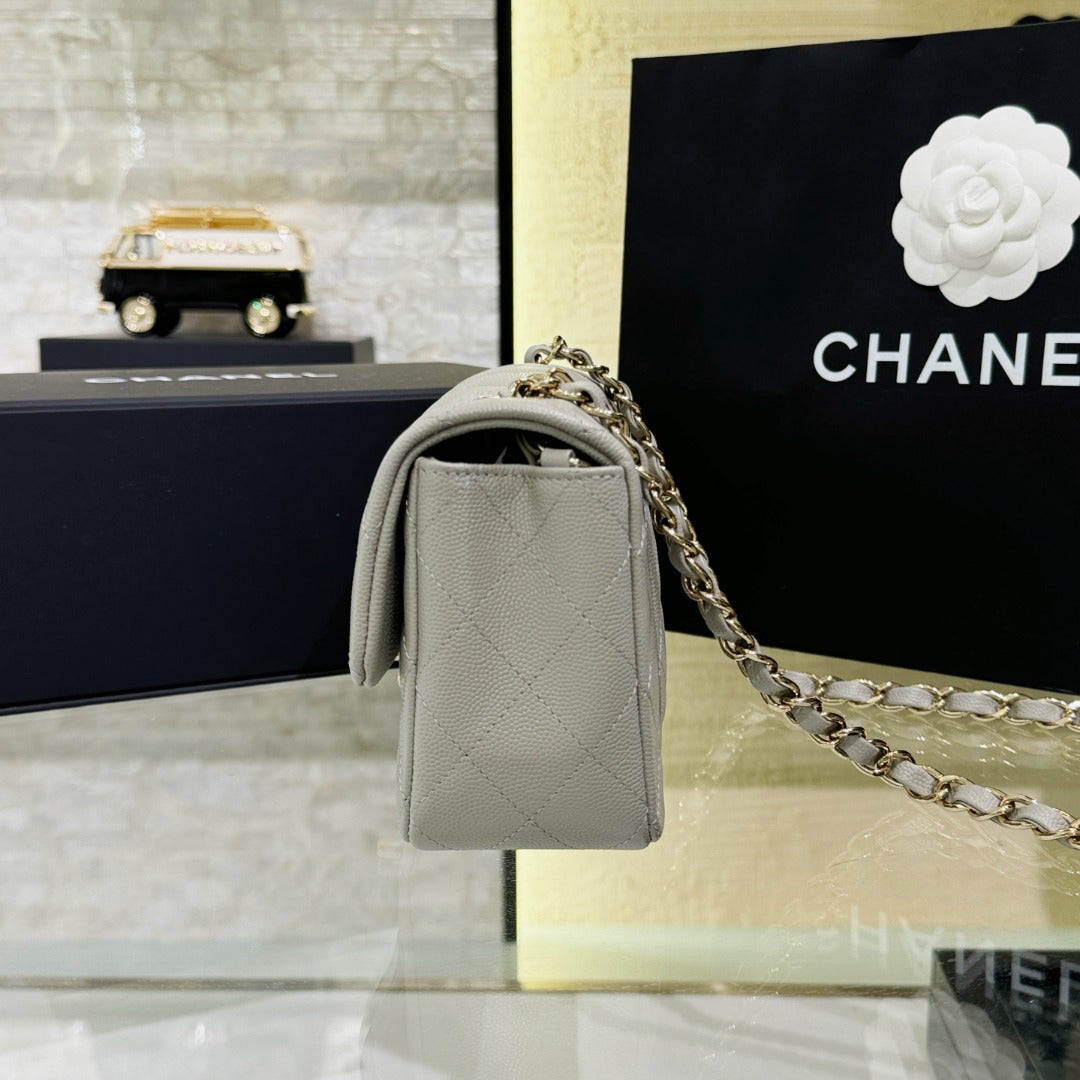 CH  MINI CLASSIC HANDBAG 20 Small Grained Calfskin Light Grey