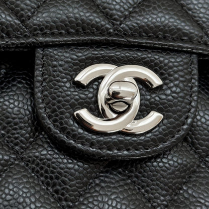 CH  SMALL CLASSIC HANDBAG 23 Grained Calfskin Black