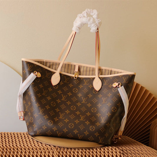 louis Neverfull MM Bag