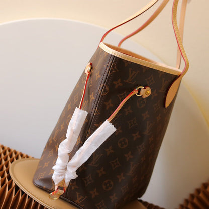 louis Neverfull MM Bag