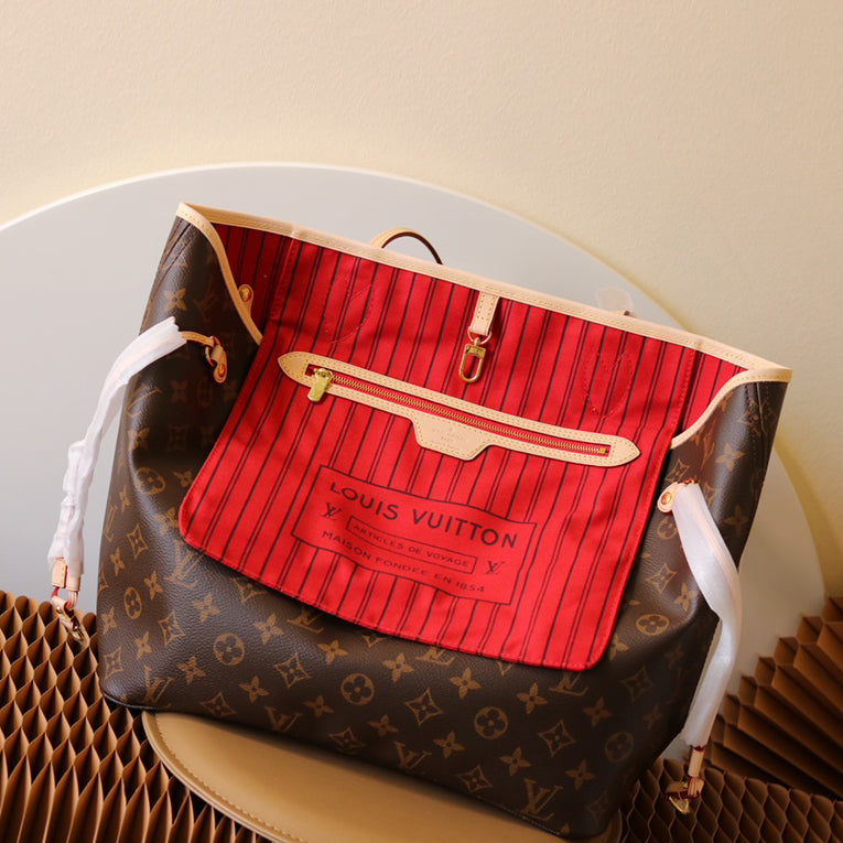 louis Neverfull MM Bag