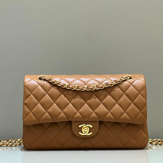 CH CLASSIC 11.12 HANDBAG 25.5 Lambskin Gold Brown