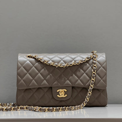 CH CLASSIC 11.12 HANDBAG 25.5 Lambskin Turtledove Gray