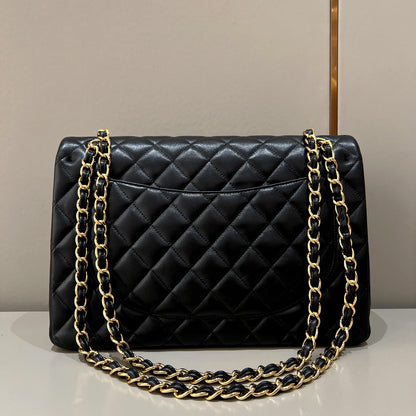CH  MAXI CLASSIC HANDBAG 33 Lambskin Black