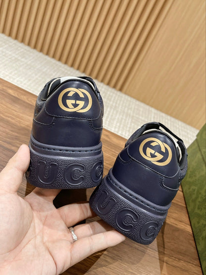 Couple's 𝐂𝐡𝐮𝐧𝐤𝐲 Gucc latest biscuit shoes