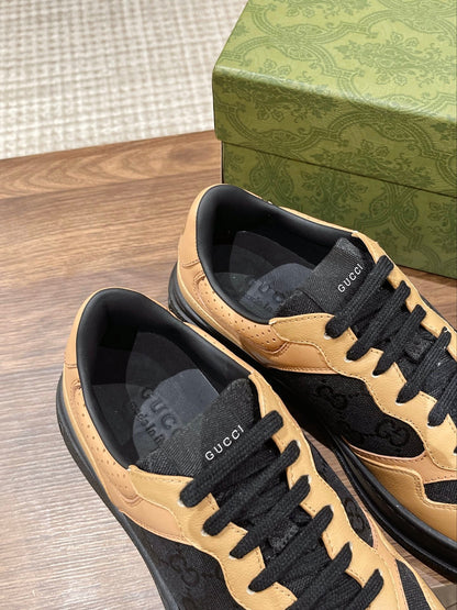 Couple's 𝐂𝐡𝐮𝐧𝐤𝐲 Gucc latest biscuit shoes